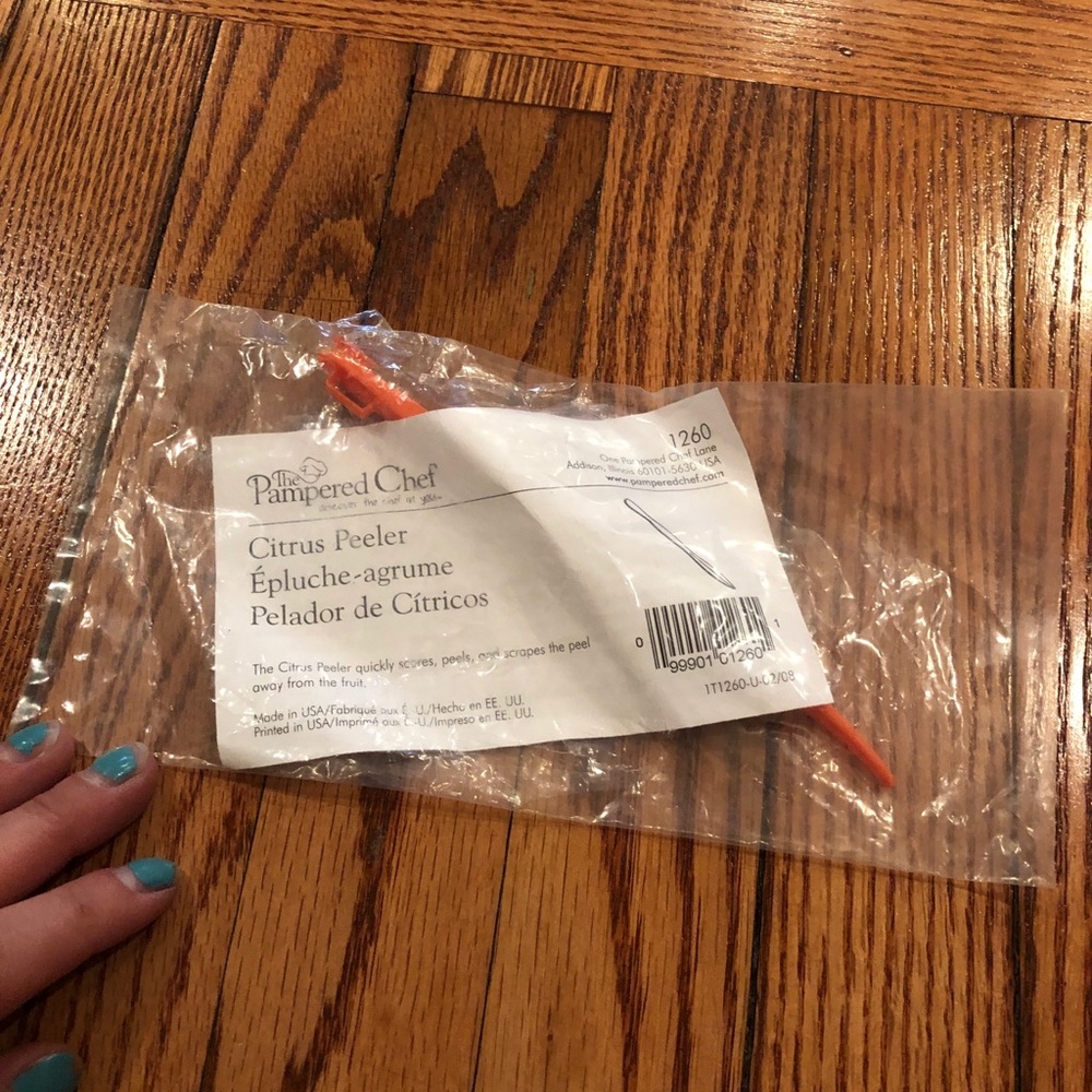 Pampered Chef Citrus Peeler